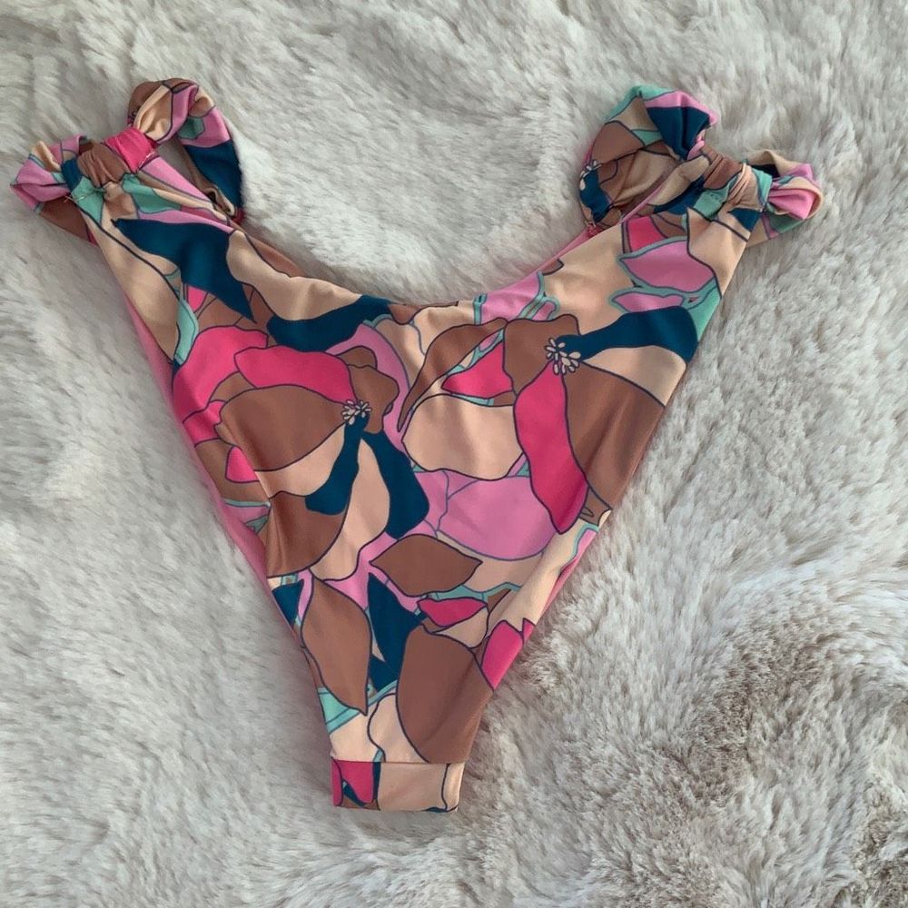 L*Space Floral Print Bikini Bottom Multicolor Size XS - Picture 3 of 5